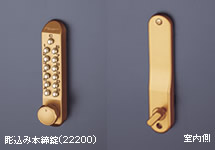 ���t����R